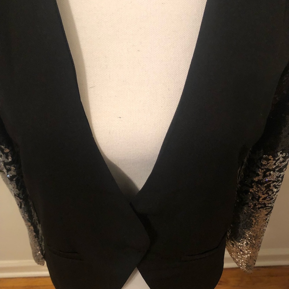 Black jacket - Picture 4 of 6